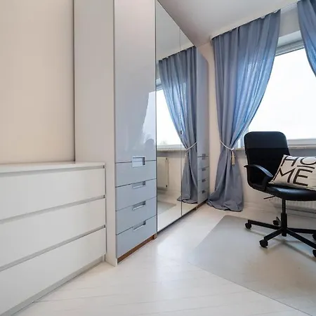 White Apartment Warsaw * Варшава